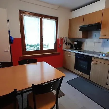 Gollrad 1 أروسا